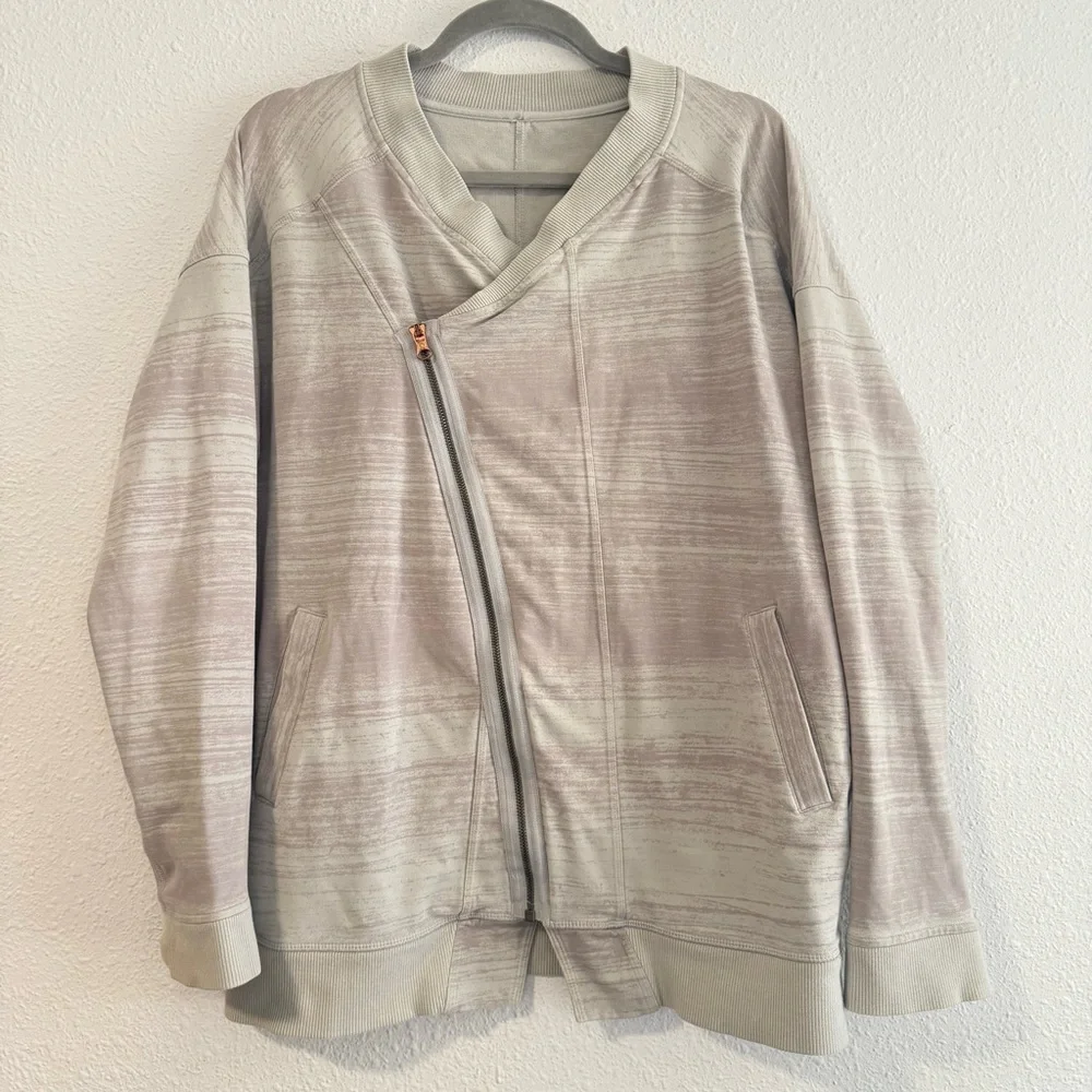 Lululemon athletica Mula Bundle Wrap Jacket Size 8‎